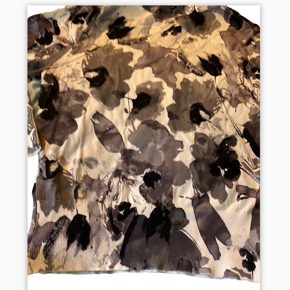 Express Design Studio sweater - Picture 8 of 10